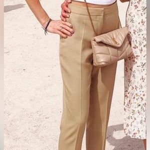 Burberry honey wool trousers. New with tag.